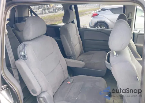 2006 Honda Odyssey Ex z USA, uszkodzony, nr VIN 5FNRL384X6B015963